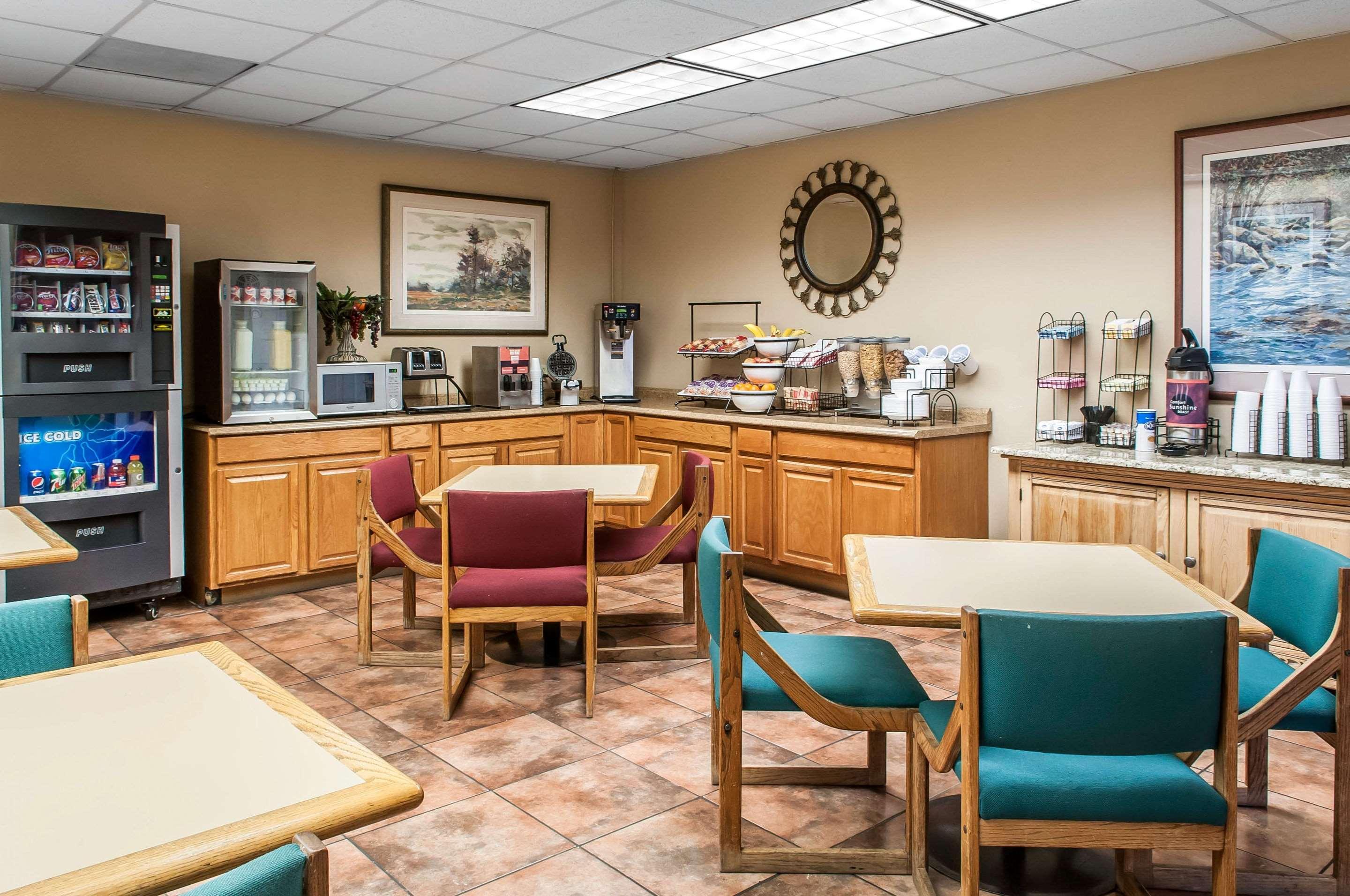 Rodeway Inn East Albuquerque Ngoại thất bức ảnh
