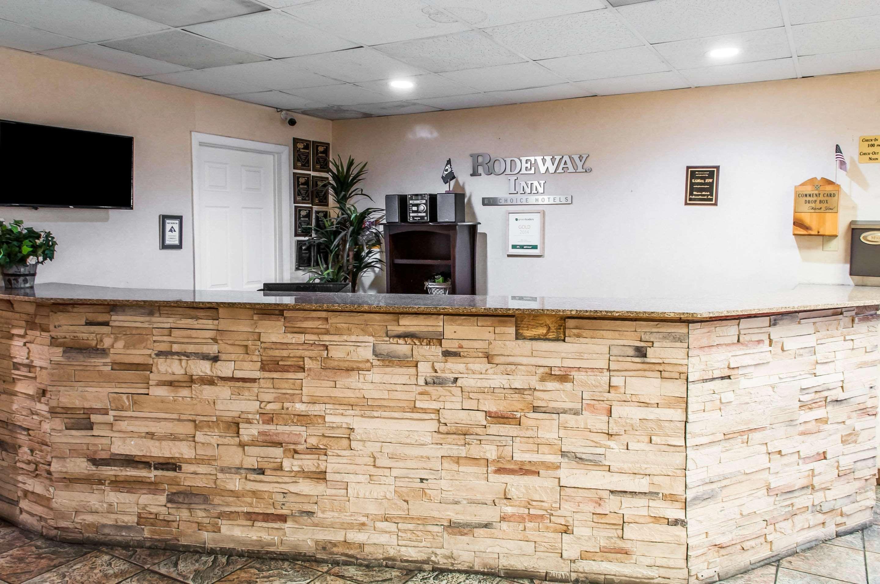 Rodeway Inn East Albuquerque Ngoại thất bức ảnh
