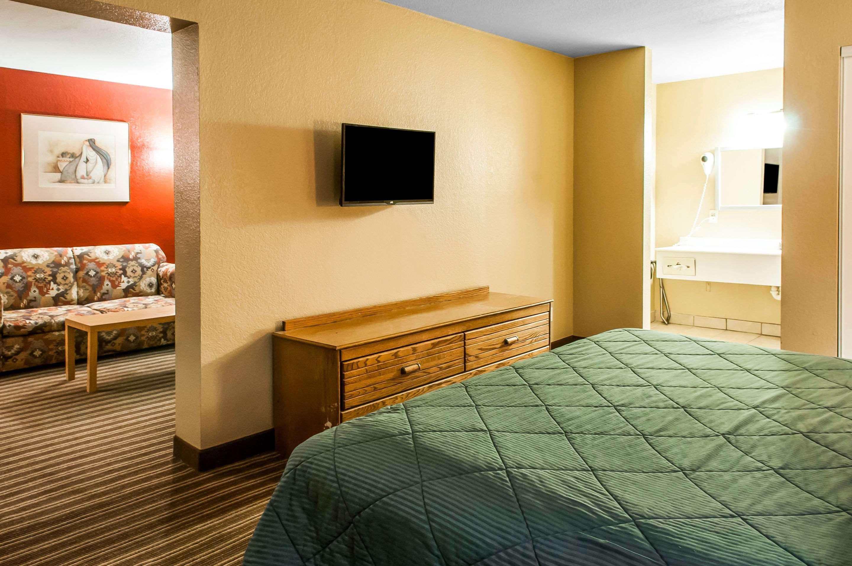 Rodeway Inn East Albuquerque Ngoại thất bức ảnh