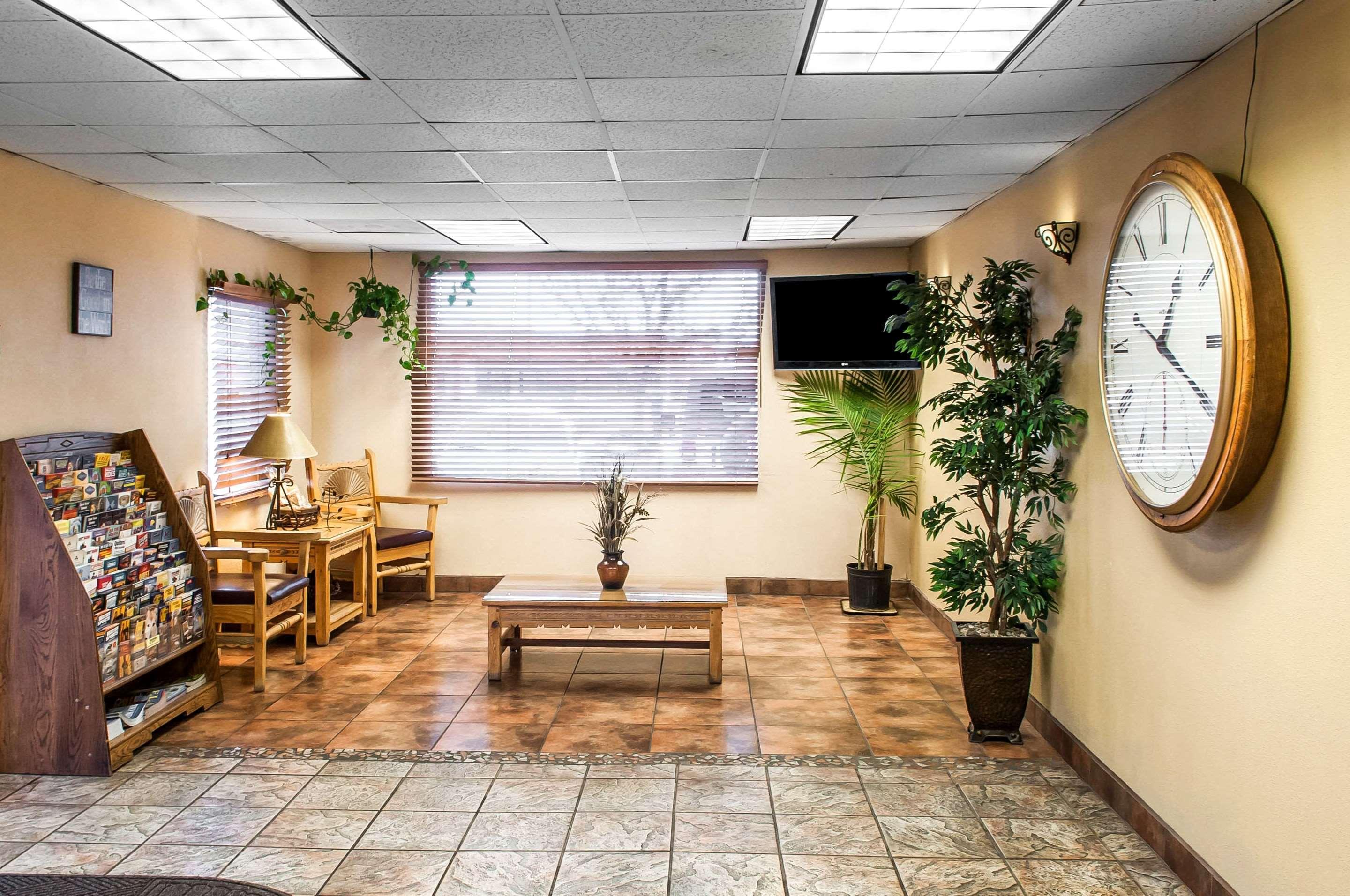 Rodeway Inn East Albuquerque Ngoại thất bức ảnh