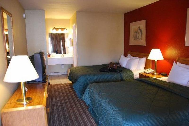 Rodeway Inn East Albuquerque Ngoại thất bức ảnh