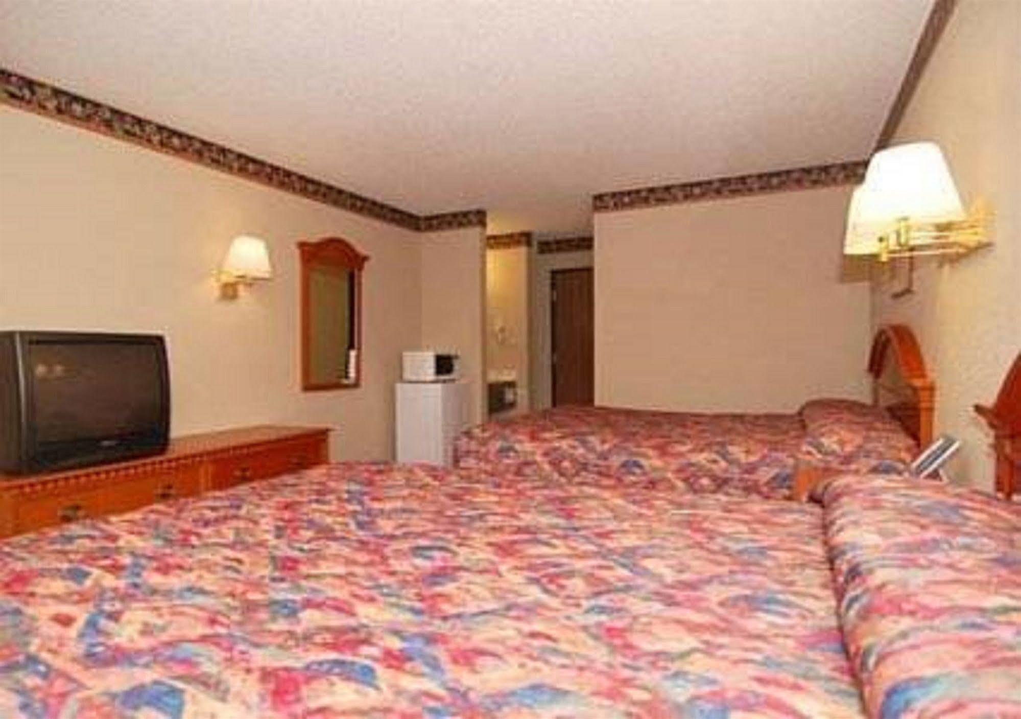 Rodeway Inn East Albuquerque Ngoại thất bức ảnh